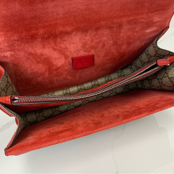 Gucci Dionysus Small Shoulder Bag - Picture 6 of 6